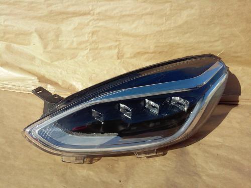 Headlightis.jpg