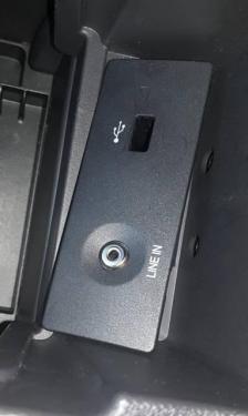 OldUSBHub.thumb.jpg.fe43c80cb49b03e26c25232abffd50fe.jpg